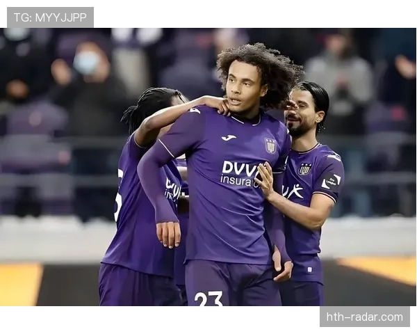 安德莱赫特中路渗透战术显成效,助球队在激烈竞争中稳居前列