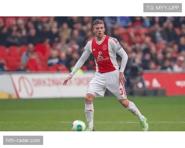 阿贾克斯欧战竞争力是否恢复，近期表现能否支撑重返顶级赛事